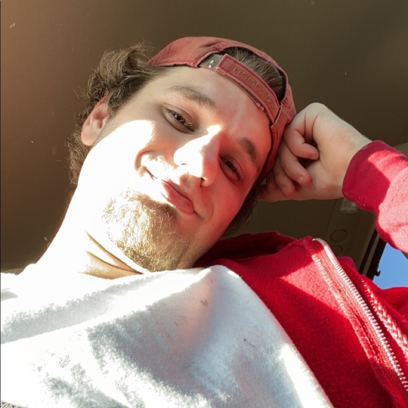 Meet your Posher, Ben - Picture 1 of 1